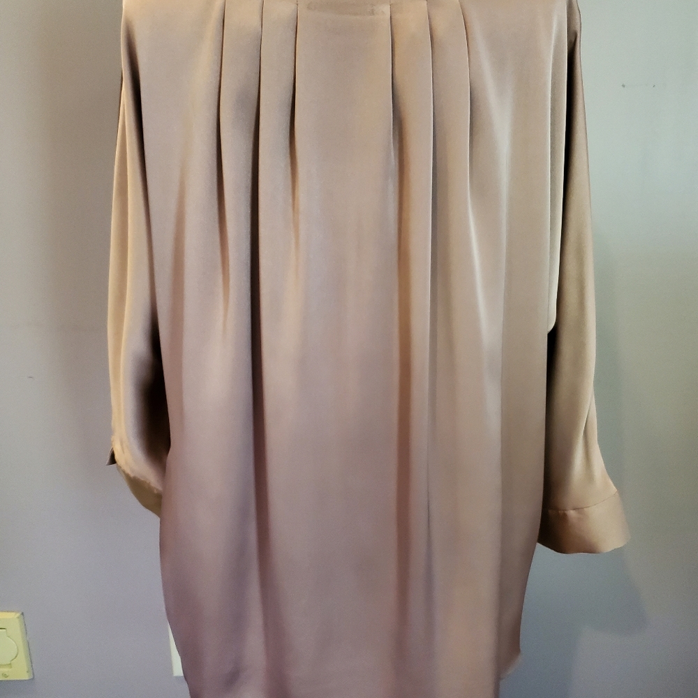 Express Blouse - Picture 3 of 4